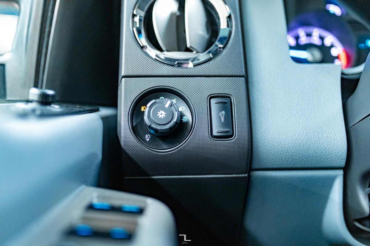 2013 Ford F-350 4x4 Crew Cab XLT Longbox Red Deer AB