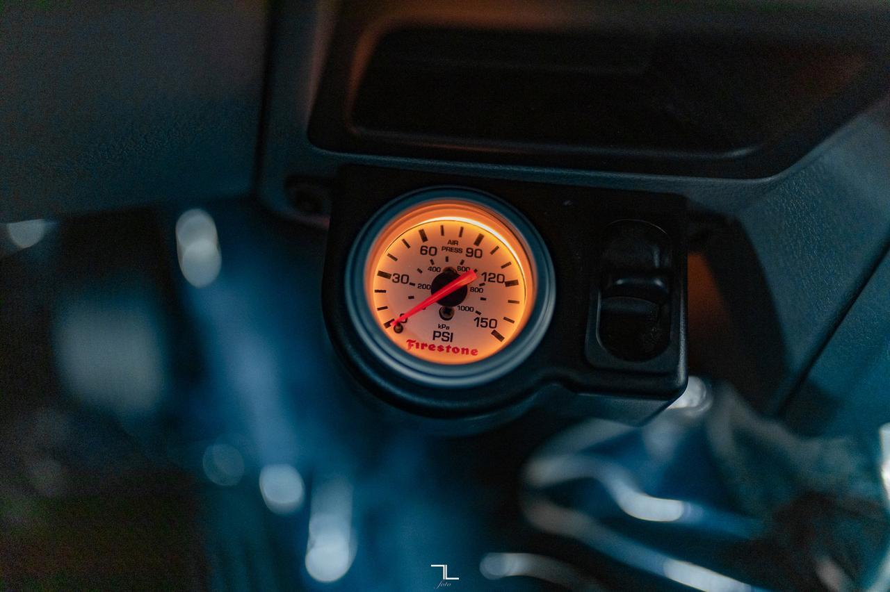 2013 Ford F-350 4x4 Crew Cab XLT Longbox Red Deer AB