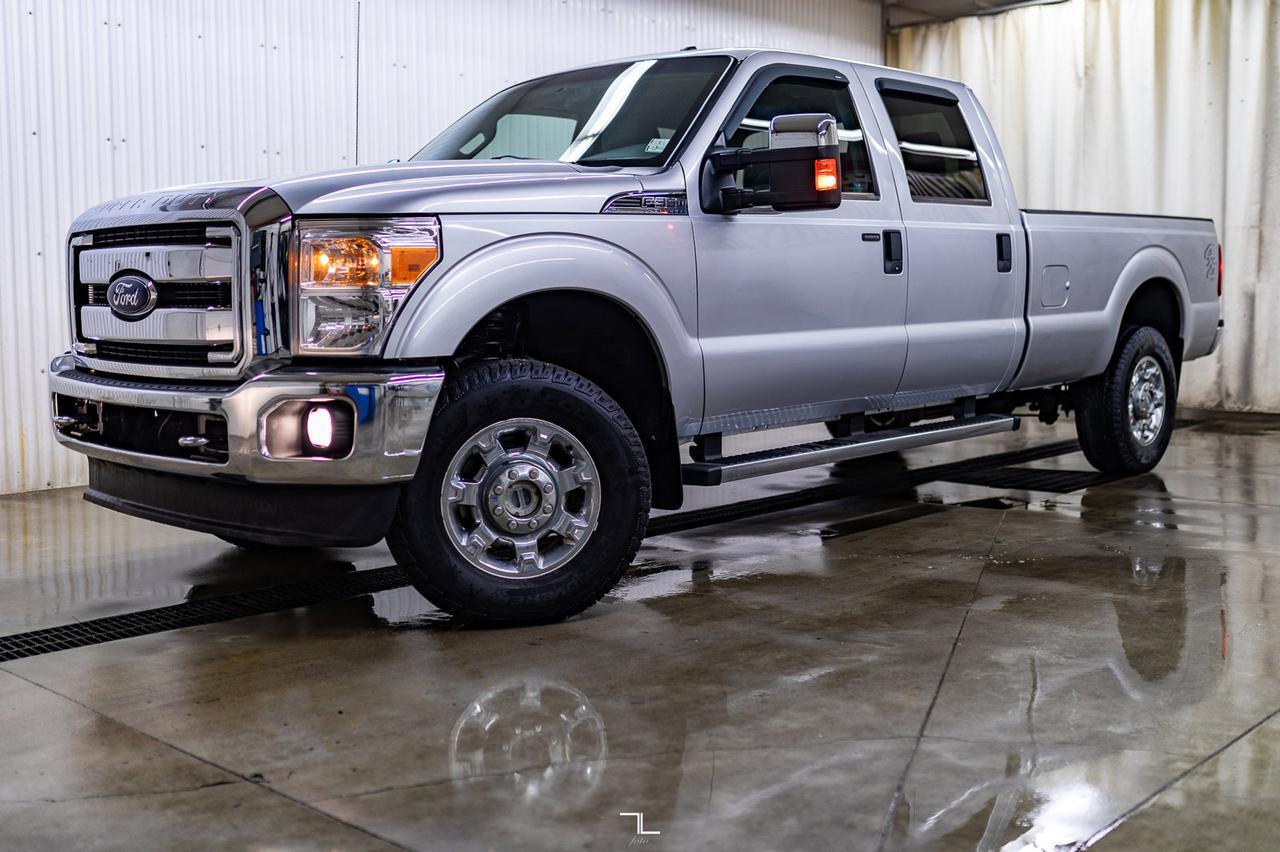 2013 Ford F-350 4x4 Crew Cab XLT Longbox Red Deer AB