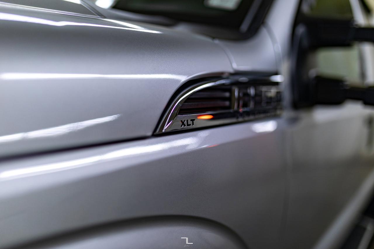 2013 Ford F-350 4x4 Crew Cab XLT Longbox Red Deer AB