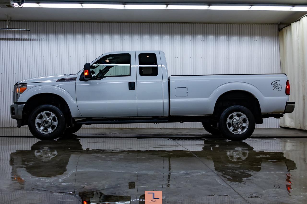 2013 Ford F-350 4x4 Super Cab XLT Longbox Red Deer AB