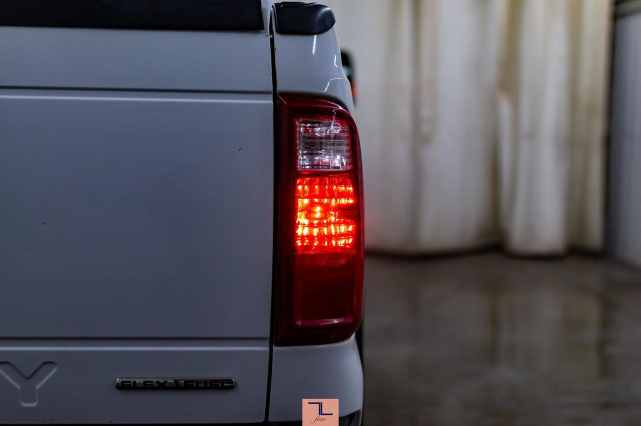 2013 Ford F-350 4x4 Super Cab XLT Longbox Red Deer AB