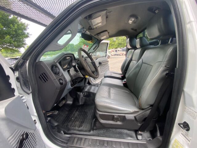 2013 Ford F-350 Chassis LIF GATE,RACK,SERVICED READY TO WORK. Charlotte NC
