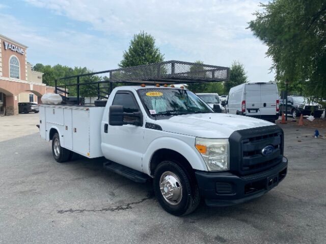 2013 Ford F-350 Chassis LIF GATE,RACK,SERVICED READY TO WORK. Charlotte NC