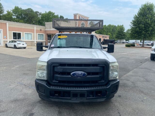 2013 Ford F-350 Chassis LIF GATE,RACK,SERVICED READY TO WORK. Charlotte NC