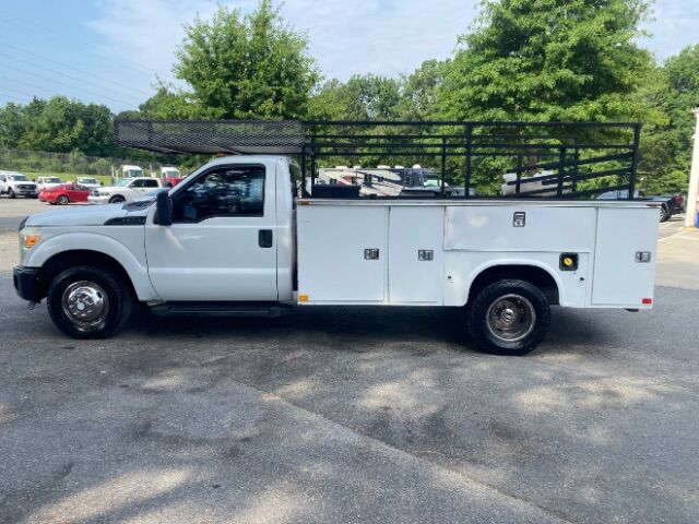 2013 Ford F-350 Chassis LIF GATE,RACK,SERVICED READY TO WORK. Charlotte NC