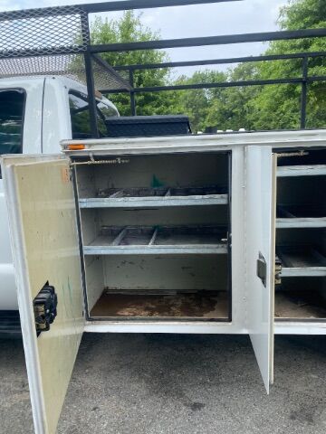2013 Ford F-350 Chassis LIF GATE,RACK,SERVICED READY TO WORK. Charlotte NC