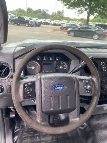 2013 Ford F-350 Chassis LIF GATE,RACK,SERVICED READY TO WORK. Charlotte NC