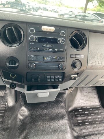 2013 Ford F-350 Chassis LIF GATE,RACK,SERVICED READY TO WORK. Charlotte NC