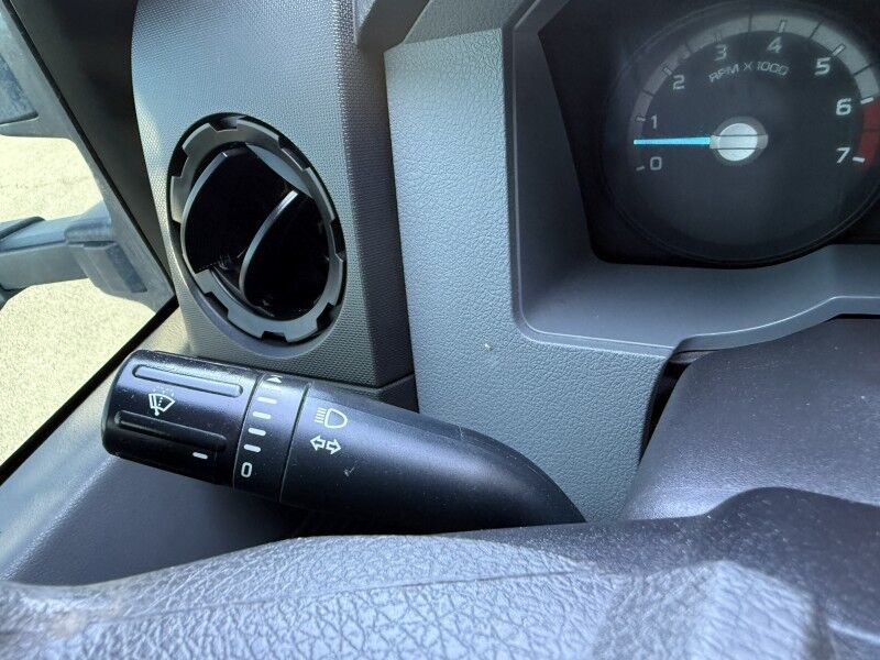 2013 Ford F-350 DRW Utility w/ Lift Gate XL Collinsville OK