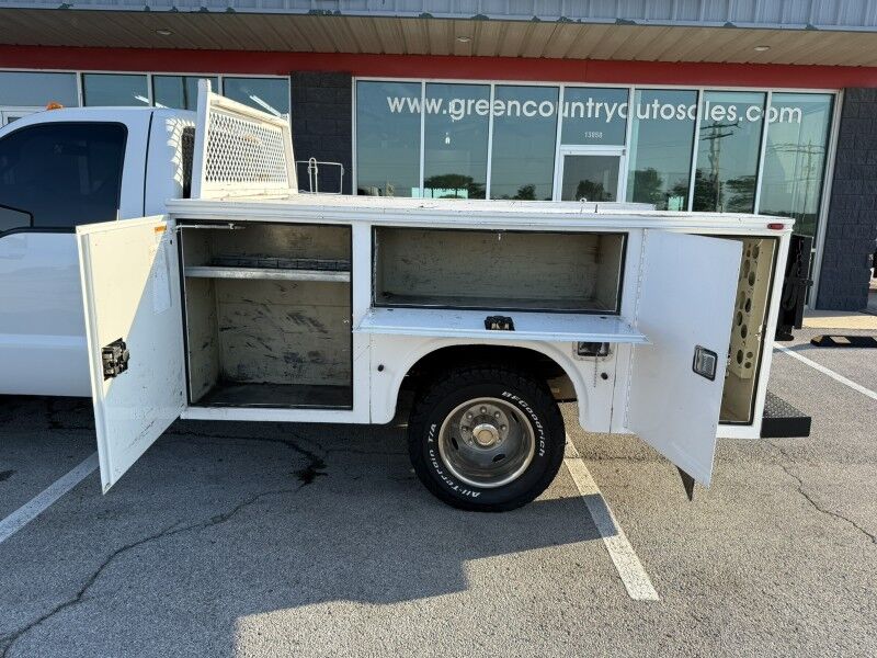 2013 Ford F-350 DRW Utility w/ Lift Gate XL Collinsville OK