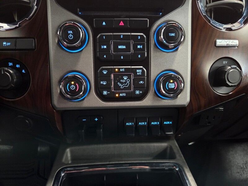 2013 Ford F-350 Lariat Short Bed 6.7L Diesel GPS Camera Goosneck FREE WARRANTY Arlington TX