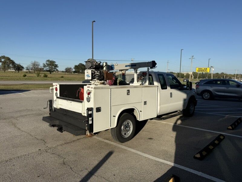 2013 Ford F-350 SRW Utility w/ Auto Crane XL Collinsville OK