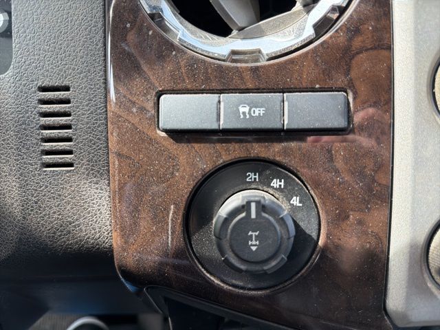 2013 Ford F-350SD Platinum Watertown SD