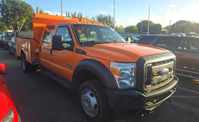 2013 Ford F-550 Chassis Full Dump and Plows