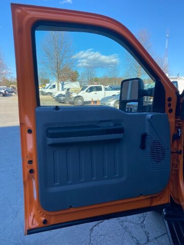 2013 Ford F-550 Chassis Full Dump and Plows Charlotte NC