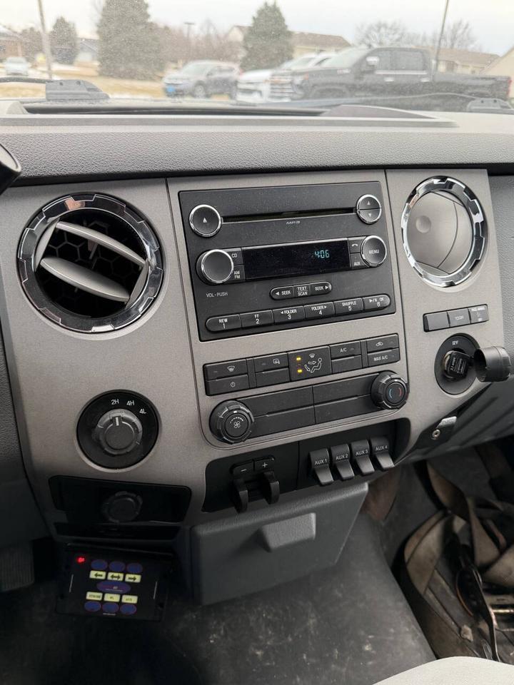 2013 Ford F-550 Super Duty 4X4 2dr Regular Cab 140.8 200.8 in. WB Eldridge IA