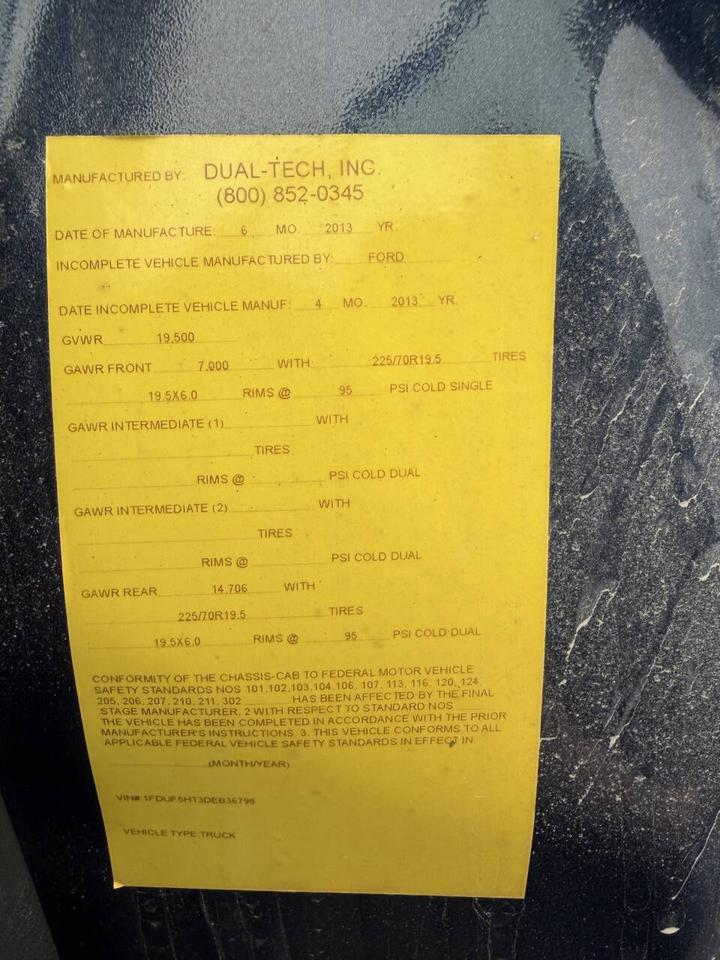 2013 Ford F-550 Super Duty 4X4 2dr Regular Cab 140.8 200.8 in. WB Eldridge IA