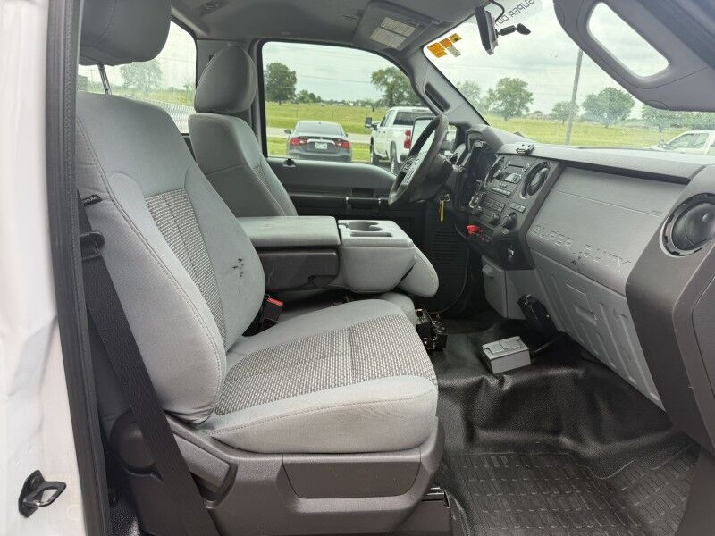 2013 Ford F-550 V10 Bucket Truck XL Collinsville OK