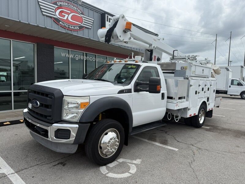 2013 Ford F-550 V10 Bucket Truck XL Collinsville OK