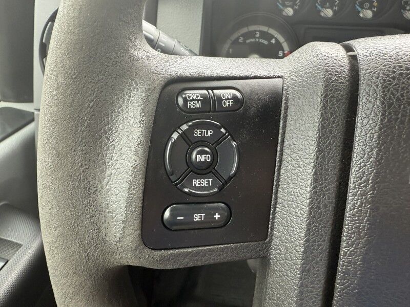 2013 Ford F-550 V10 Bucket Truck XL Collinsville OK