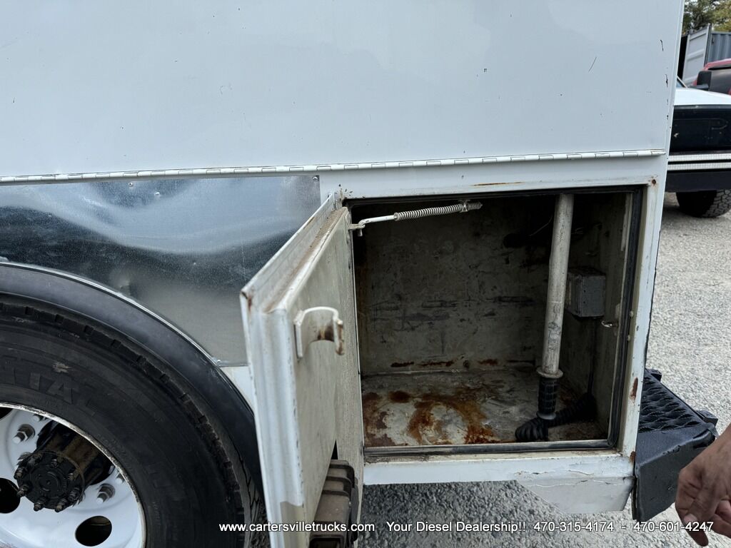 2013 Ford F-650 Super Duty CON XL Crew CAB DRW RWD - UTILITY BED Cartersville GA