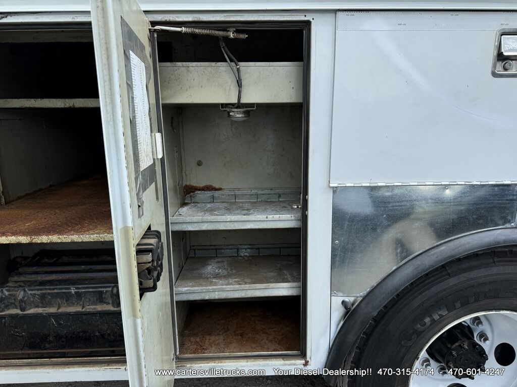 2013 Ford F-650 Super Duty CON XL Crew CAB DRW RWD - UTILITY BED Cartersville GA