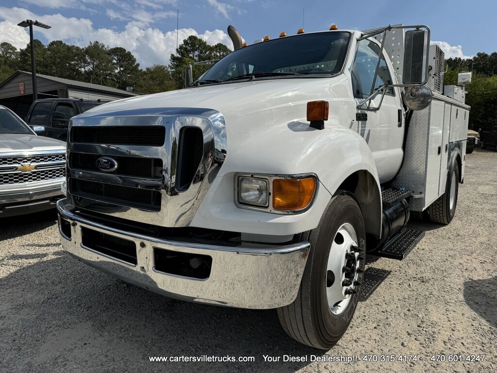 2013 Ford F-650 Super Duty CON XL Crew CAB DRW RWD - UTILITY BED Cartersville GA