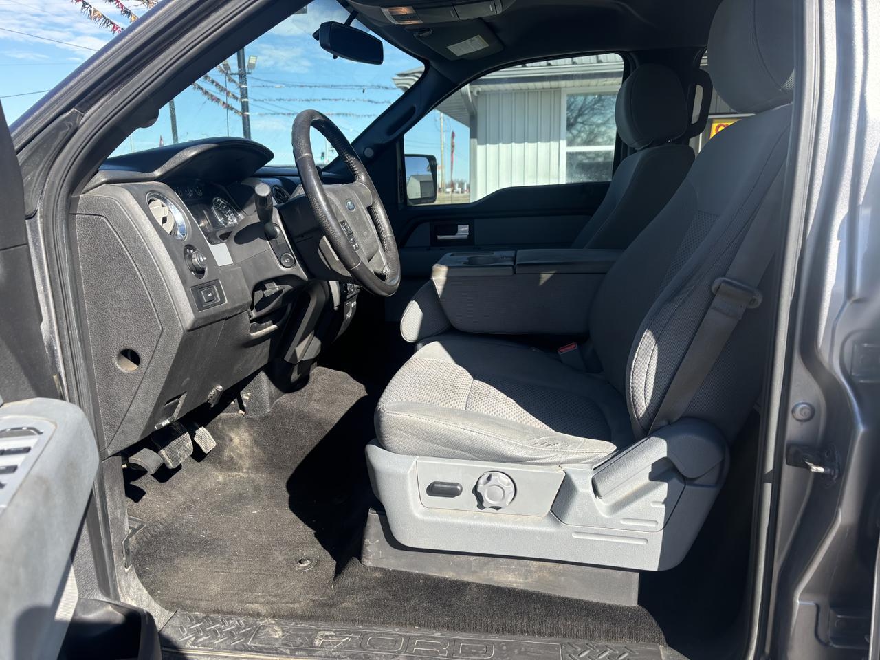 2013 Ford F150 SuperCrew Cab XLT Pickup 4D 5 1/2 ft Aurora MO