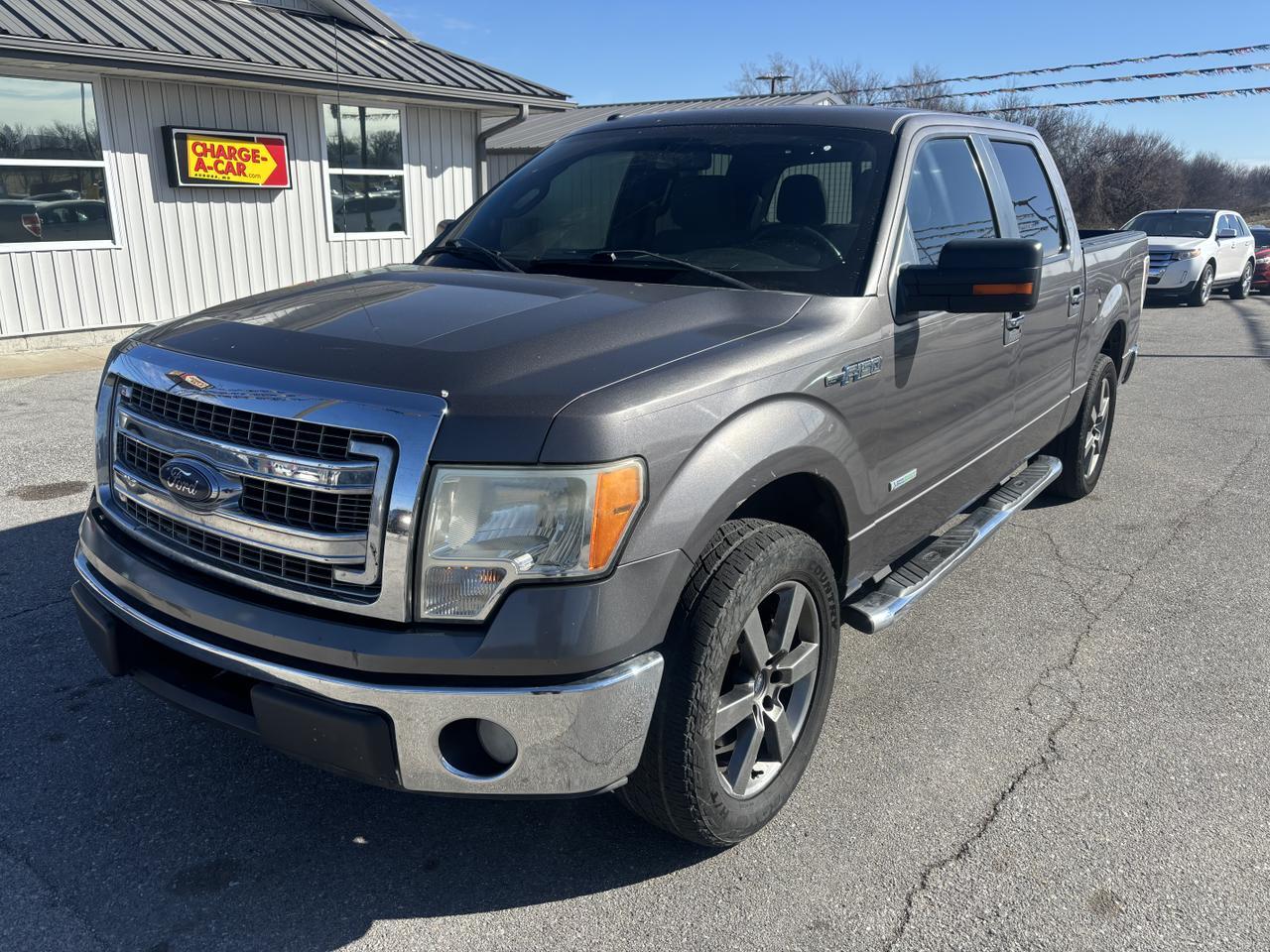 2013 Ford F150 SuperCrew Cab XLT Pickup 4D 5 1/2 ft