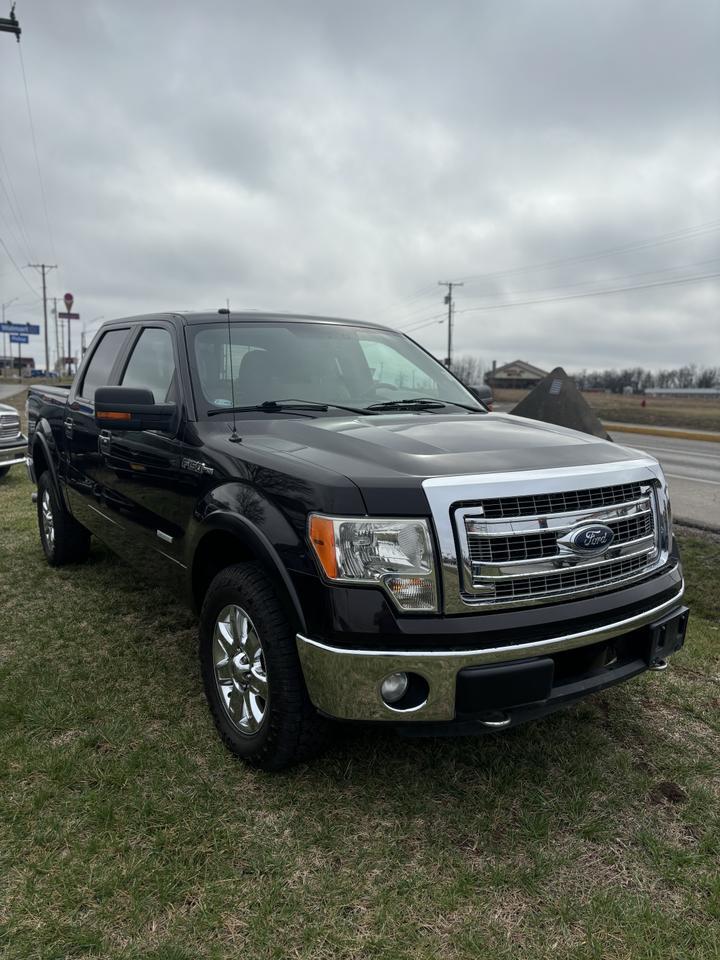 2013 Ford F150 SuperCrew Cab XLT Pickup 4D 5 1/2 ft