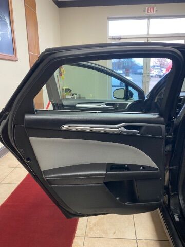 2013 Ford FUSION SALVAGE TITLE SALVAGE TITLE Charlotte NC