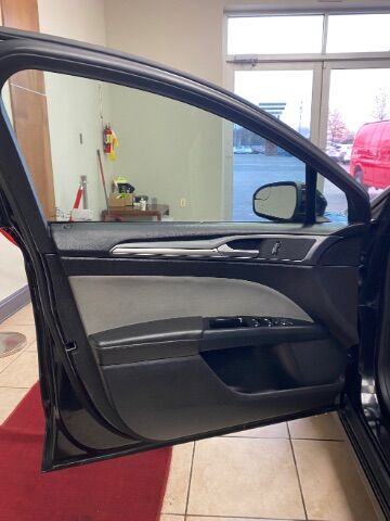 2013 Ford FUSION SALVAGE TITLE SALVAGE TITLE Charlotte NC