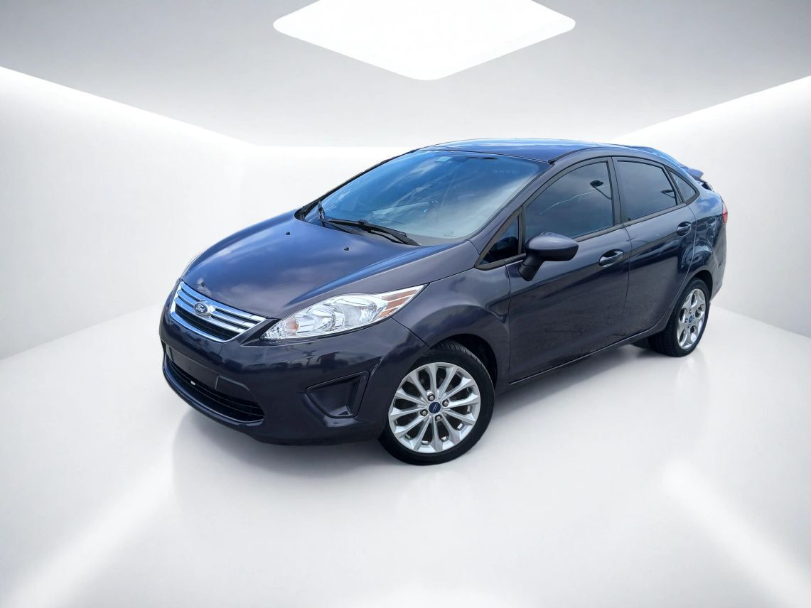 2013 Ford Fiesta S Sedan 4D