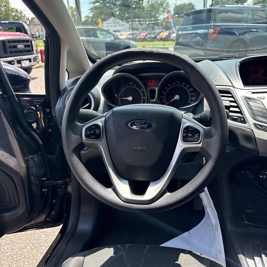 2013 Ford Fiesta SE 4dr Hatchback Edison NJ
