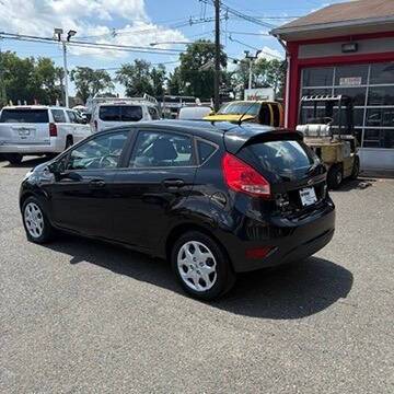 2013 Ford Fiesta SE 4dr Hatchback Edison NJ