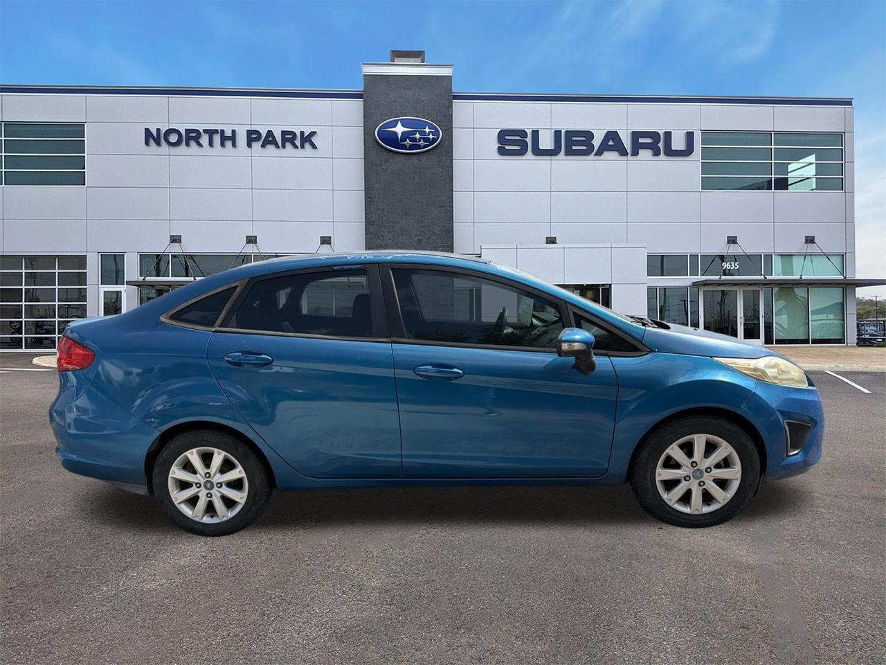 2013 Ford Fiesta SE