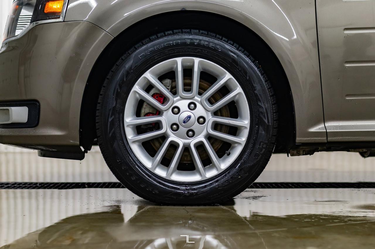 2013 Ford Flex AWD SEL Leather Roof BCam Red Deer AB