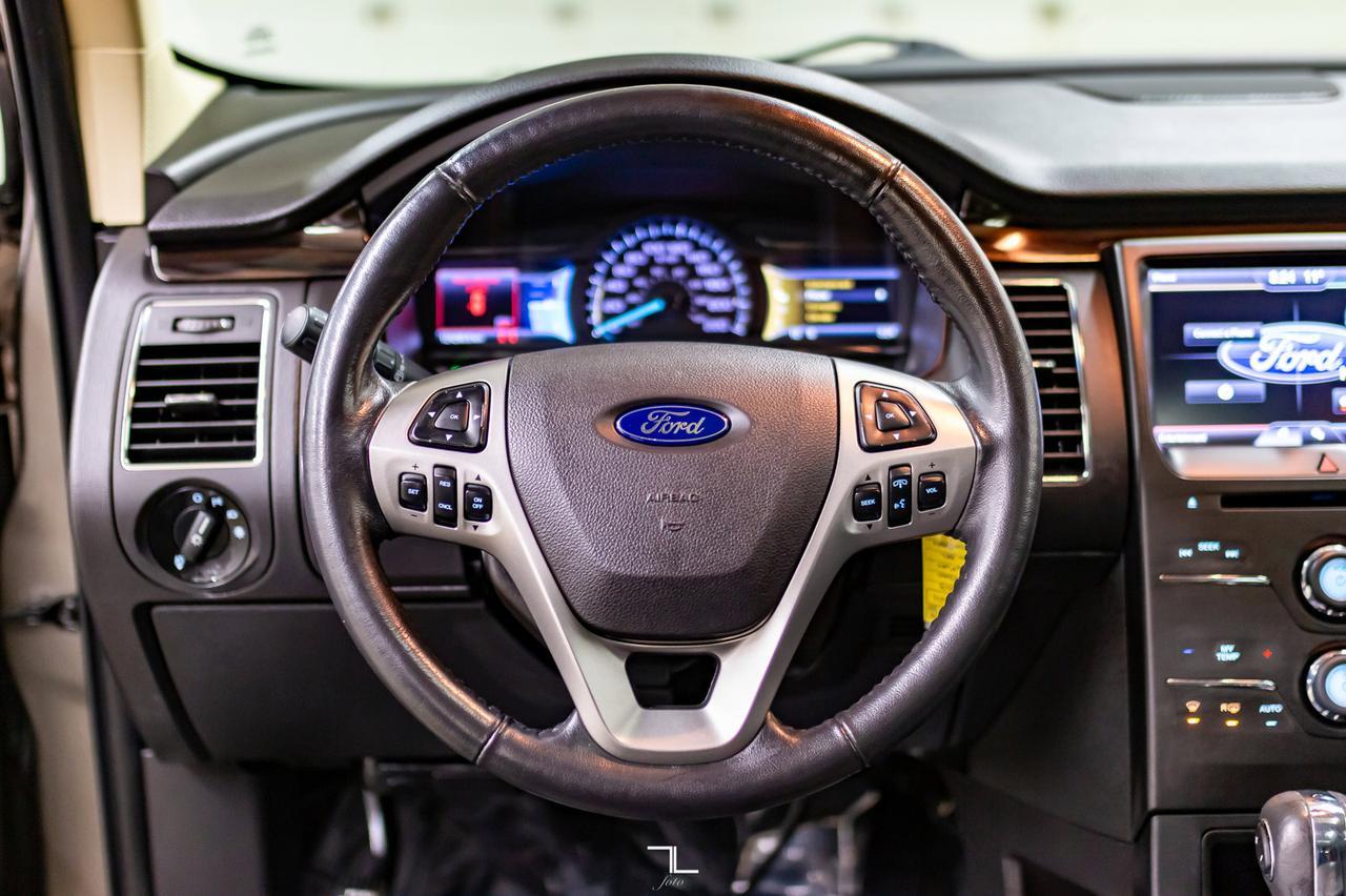 2013 Ford Flex AWD SEL Leather Roof BCam Red Deer AB