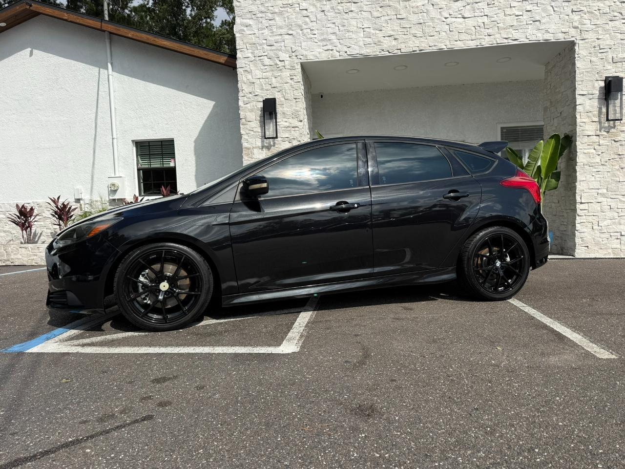 2013 Ford Focus 5dr HB ST