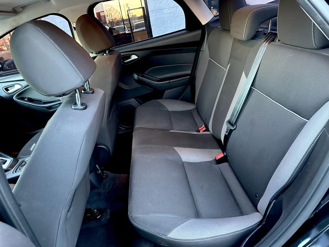 2013 Ford Focus SE Sedan 4D Cincinnati OH