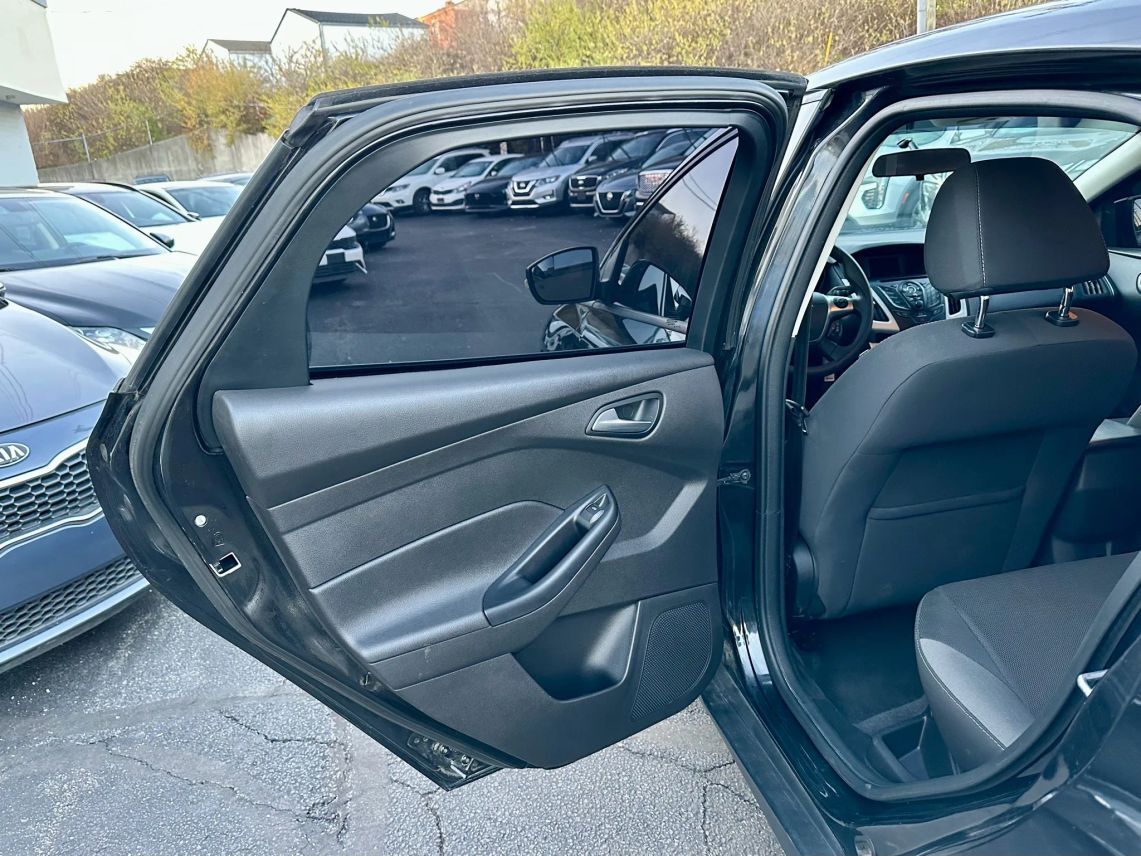 2013 Ford Focus SE Sedan 4D Cincinnati OH