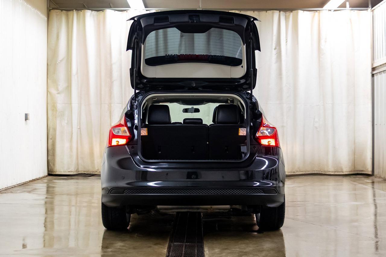 2013 Ford Focus Titanium Hatchback Leather Roof Nav Red Deer AB