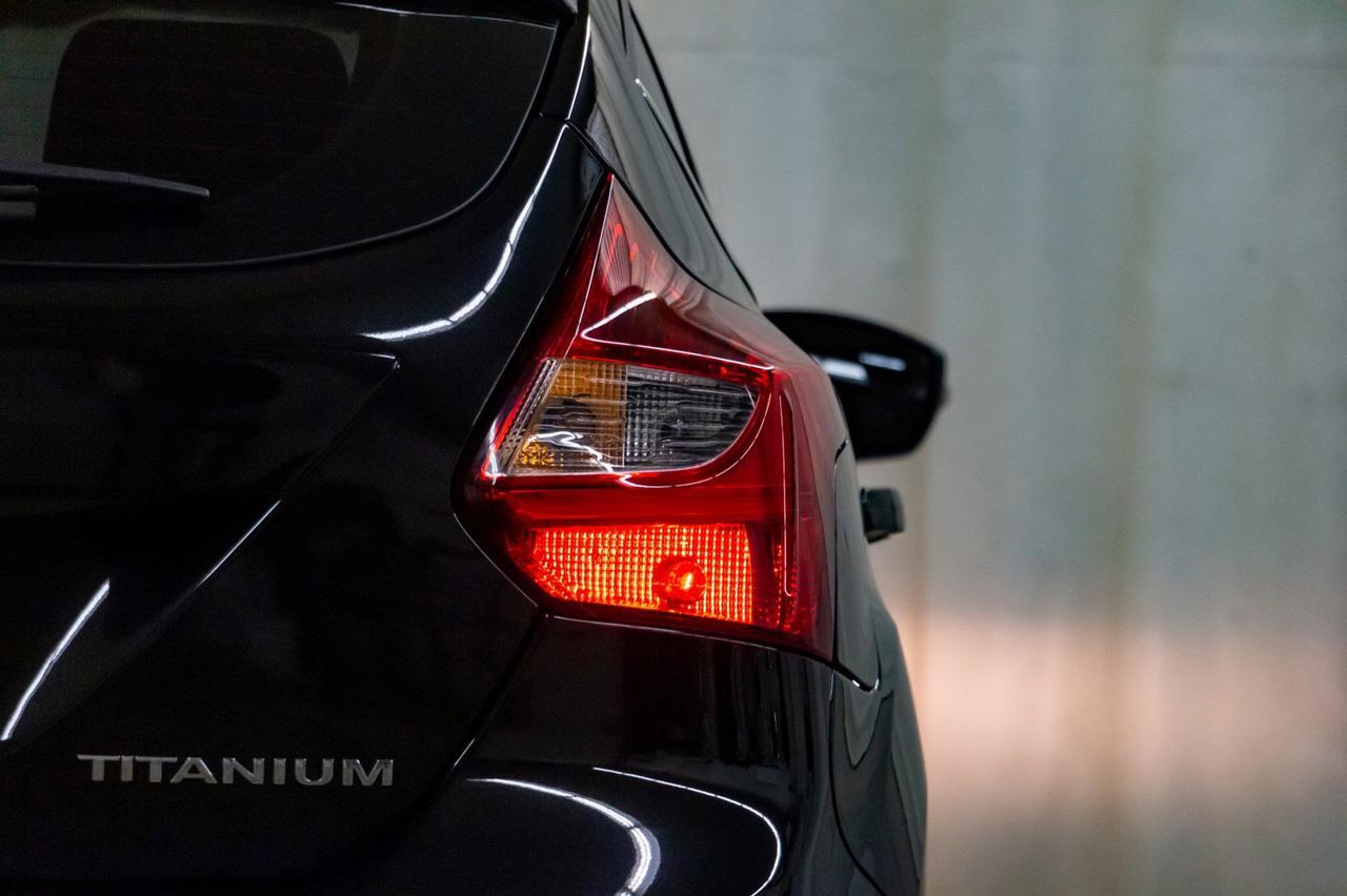 2013 Ford Focus Titanium Hatchback Leather Roof Nav Red Deer AB