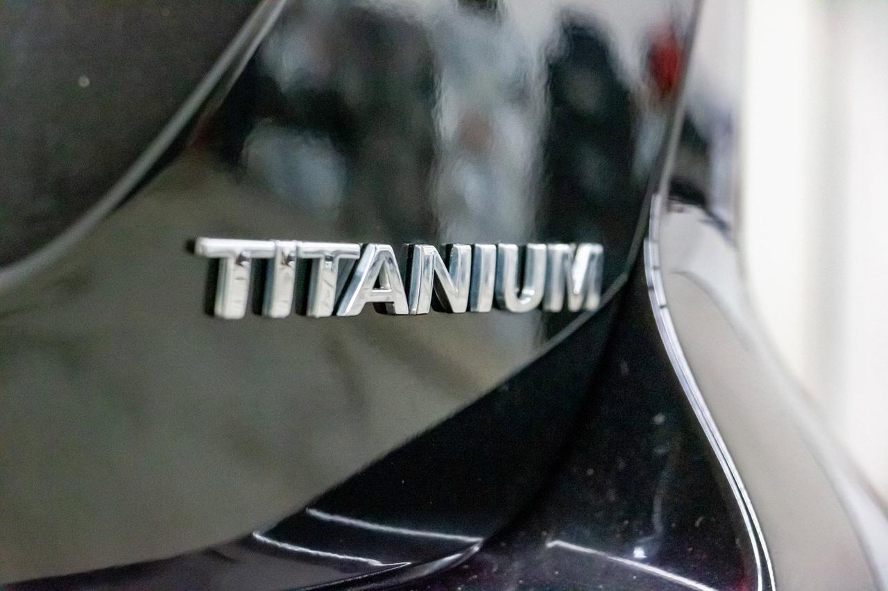 2013 Ford Focus Titanium Hatchback Leather Roof Nav Red Deer AB