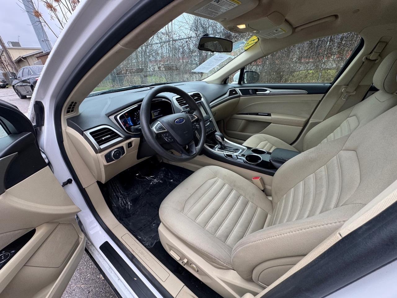 2013 Ford Fusion Hybrid SE Austin TX