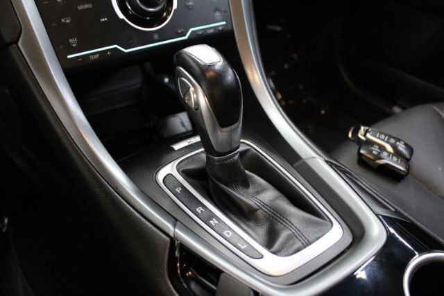 2013 Ford Fusion Hybrid Titanium Chantilly VA