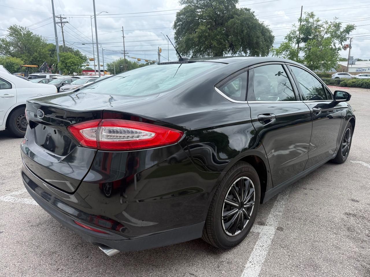 2013 Ford Fusion S Austin TX