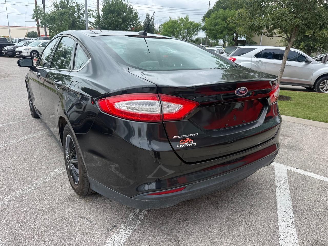 2013 Ford Fusion S