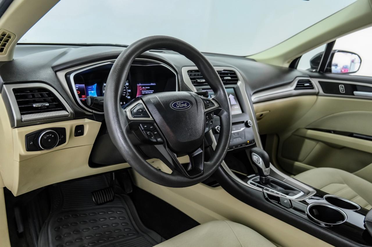 2013 Ford Fusion SE AUTOMATIC REAR CAMERA BLUETOOTH POWER DRIVER SEAT CRUISE CONTROL ALLOY WHEELS Carrollton TX